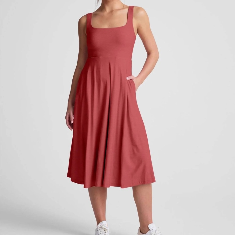 Beyond Yoga Featherweight At The Ready Square Neck Midi Dress
